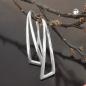 Preview: Durchzieher Ohrring Ohrhaken 30x8mm Dreieck Silber 925