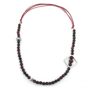 Preview: Kette 8mm Kunststoffperlen rot-schwarz silberfarbig Kordel rot 90cm