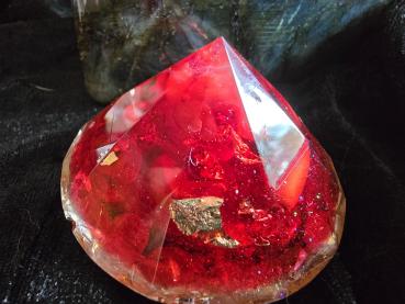 Preview: Kraftstein in Diamantschliff " Das innere Feuer"