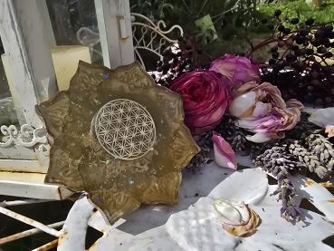 Preview: Teelichthalter goldene Lotusblüte