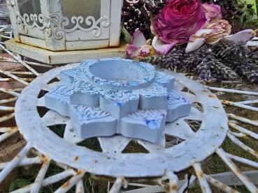 Teelichthalter glanzvolle Lotusblüte