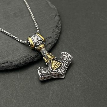 Halskette mit Hammer und keltischen Knoten-Anhänger