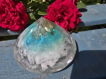 Brillantenorgonit Blaue Lagune