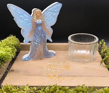 Teelichthalter Schmetterlingfrau „Verleih deinen Träumen Flügel“ – Eiche, Glas, Raysin & Epoxidharz