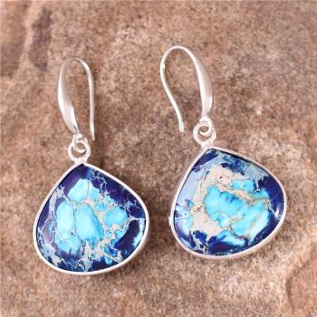 Jaspis Tropfenohrringe – Versilbertes Messing Blau