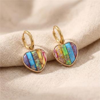 Jaspis Herz Creolen – Goldfarbene Edelstahl Ohrringe 7 Chakren, Regenbogen