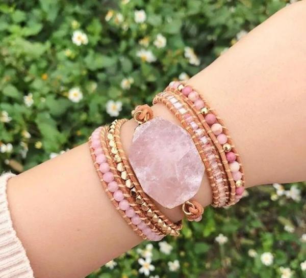 Rosenquarz Herzchakra Wickelarmband aus Leder – 4-lagig