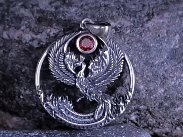 Phönix Anhänger aus 925 Sterlingsilber mit rotem Zierstein
