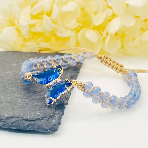 Gewebtes Kristallarmband mit Schmetterling