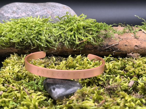 Kupferarmband Runen ca. 7,8 mm – ohne Magnete – ca. 23 g
