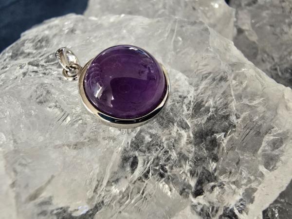 Silberanhänger mit Cabochon - Amethyst / rund 12 mm