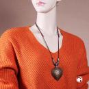 Kette 82x56mm Schuppenblatt Kunststoff altmessingfarben Kordel braun 90cm